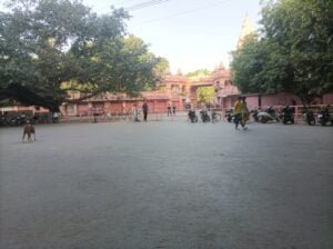 Enough Space for parking Vishwanath Temple BHU Varanasi Best scaled