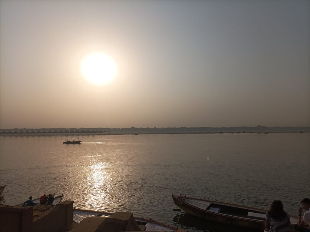 Unique pic Ganga ghat Varanasi best scaled
