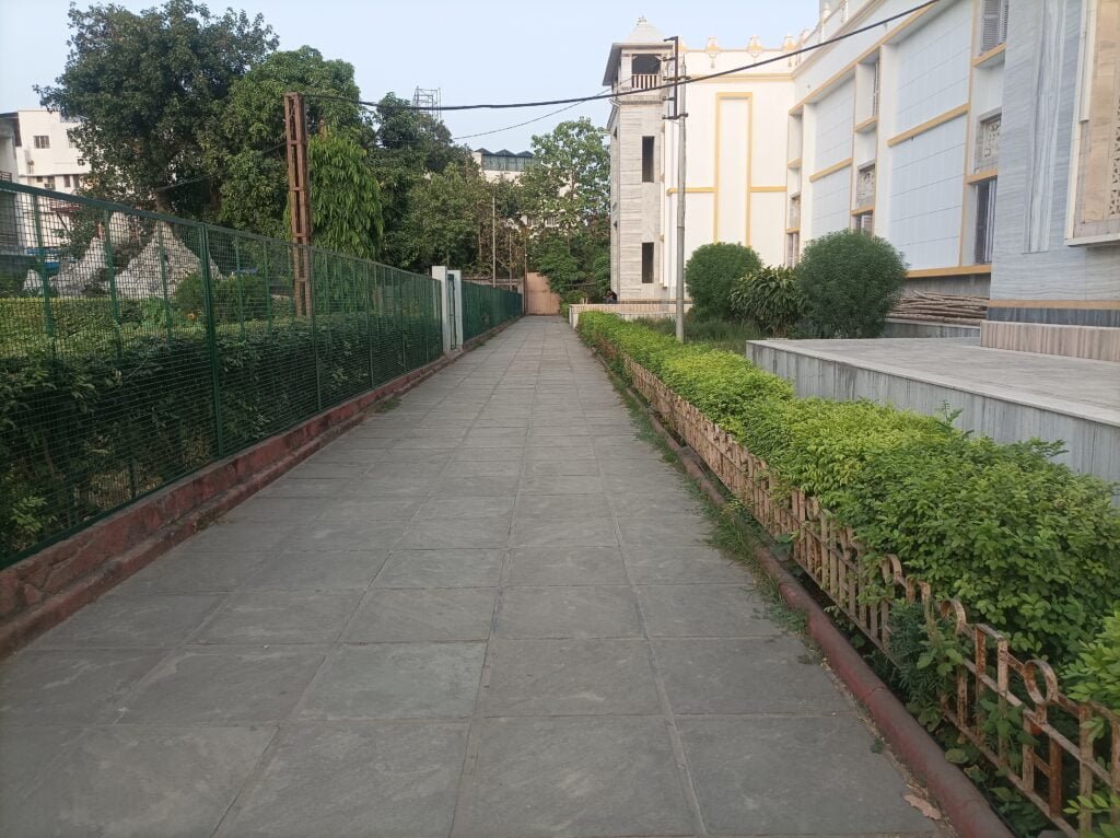Top 10 Famous Tourist Attractions Tulsi Manas Temple Varanasi - Varanasi Best Images Free Downloads Attractive Building Image Varanasi best